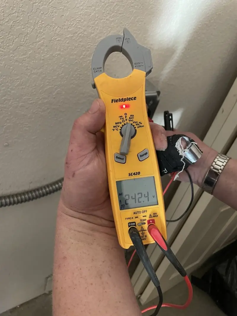 Voltage testing with clamp meter during Generator Installation in East Rockhill